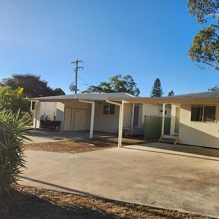 Capricorn Villas Middlemount Exterior photo